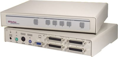 CS8R – 8 portowy przełącznik KVM do szaf rack